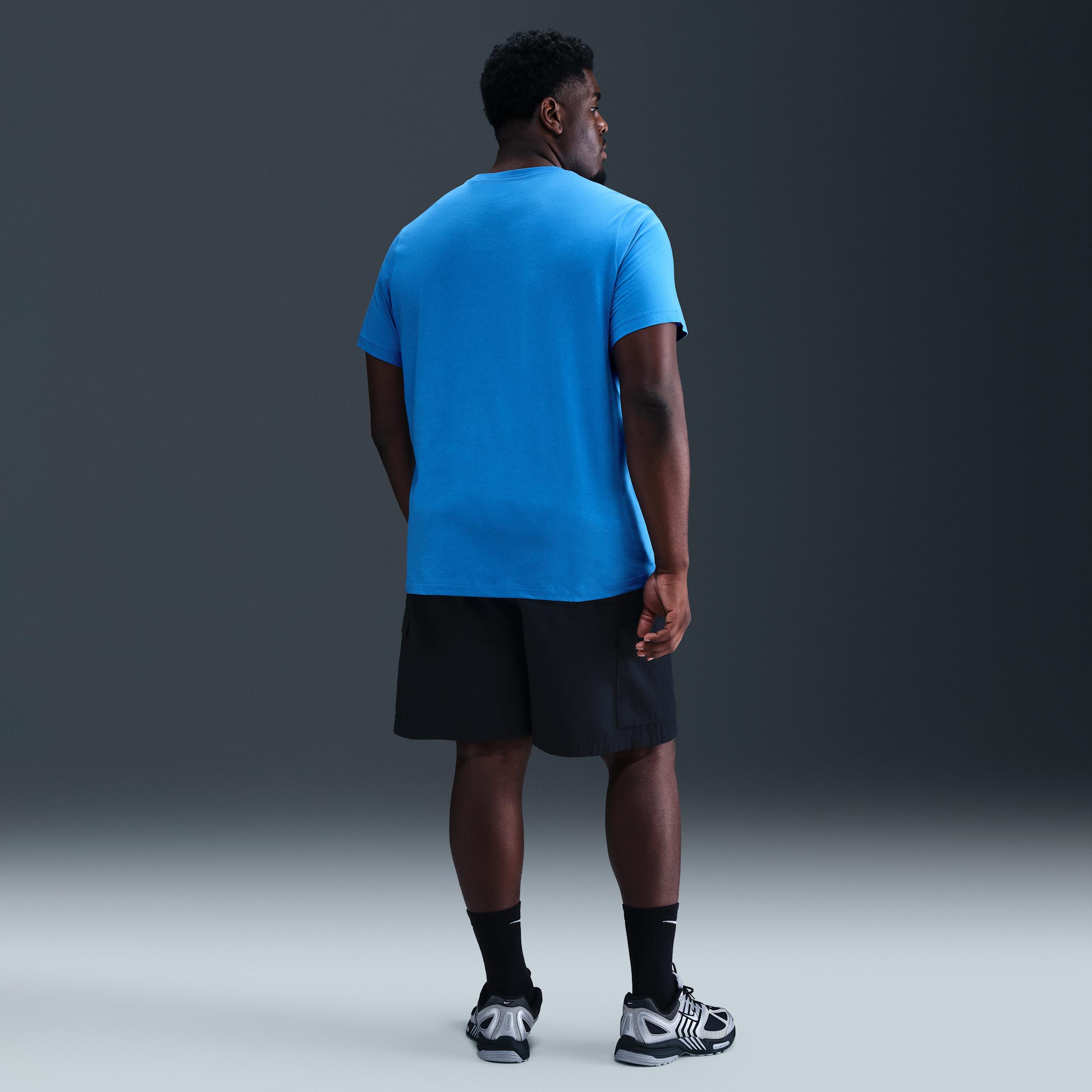 Men's Nike Sportswear Club T-Shirt Product Image