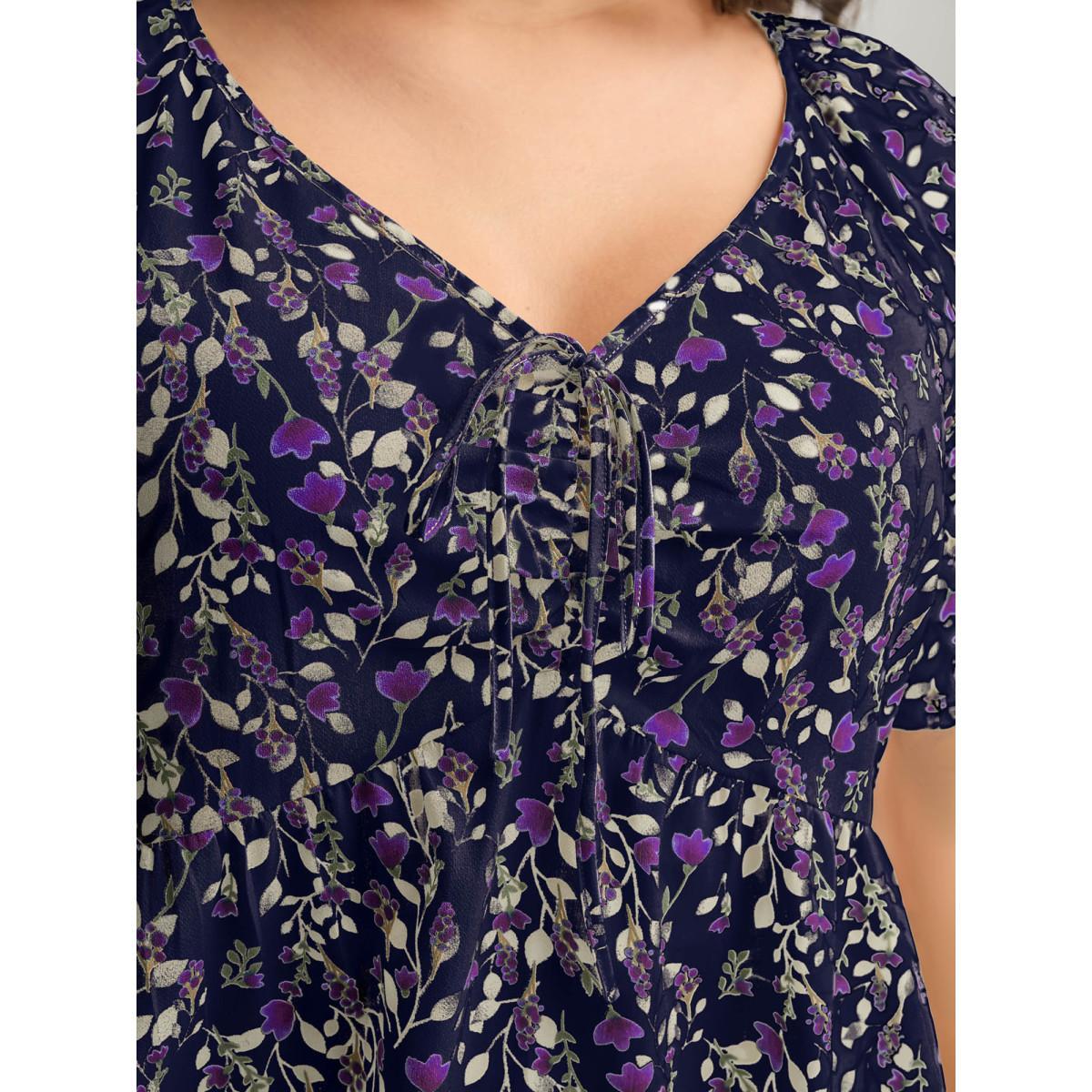 Plus Size Indigo Bust-Comfort Floral Print Tie Blouse Women Short sleeve V-neck Everyday-Elegant Blouses BloomChic 22-24/3X Product Image