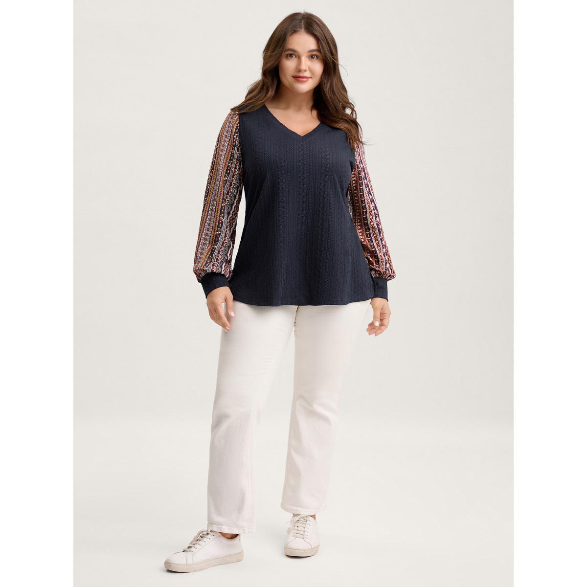 Plus Size Textured Striped Sleeve Contrast Sweatshirt Women Indigo Texture V-neck Everyday-Casual Sweatshirts BloomChic 28/5X Product Image