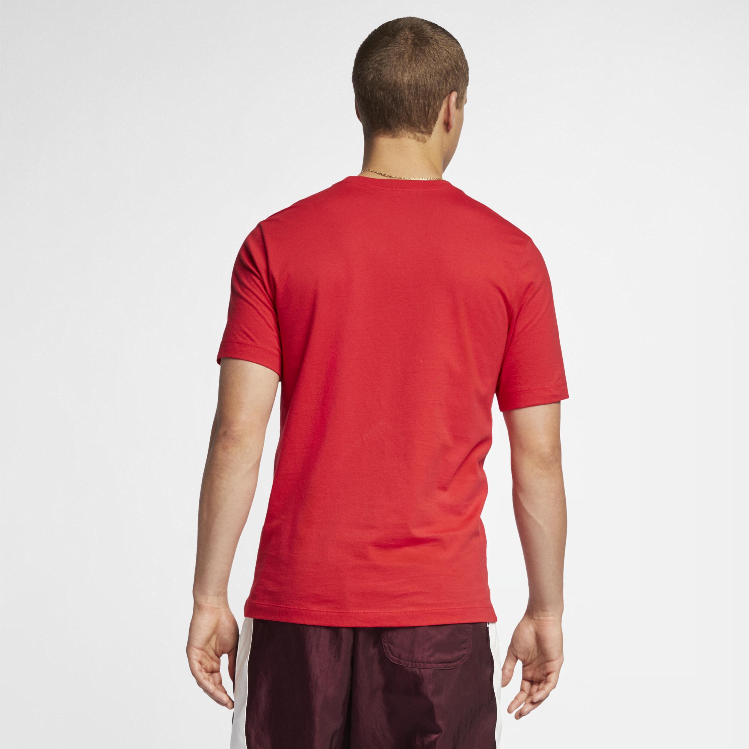 Men's Nike Sportswear Club T-Shirt Product Image