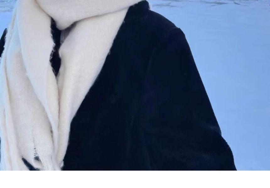 Plain Fringe Scarf Product Image