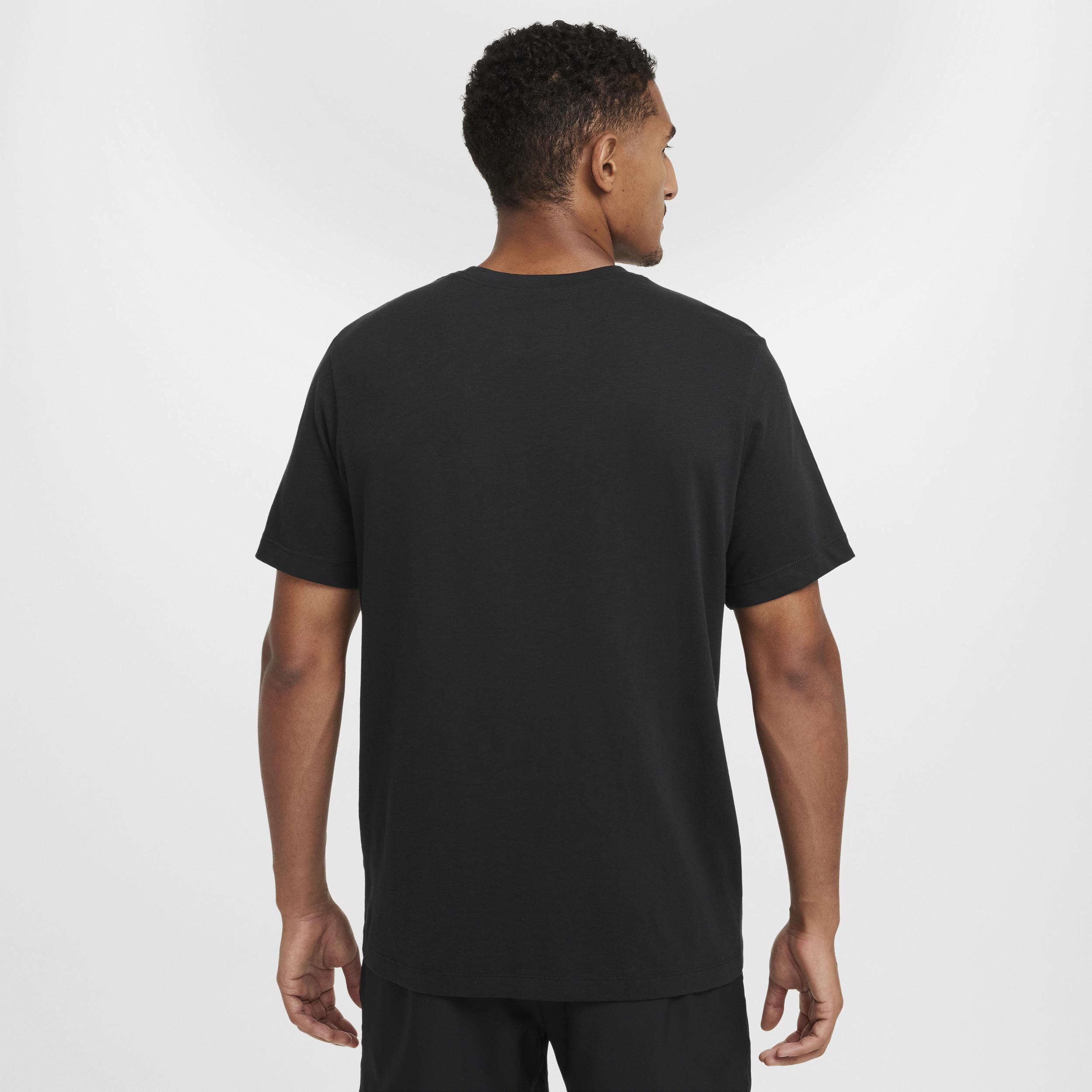 Nike Men's Dri-FIT Fitness T-Shirt Product Image