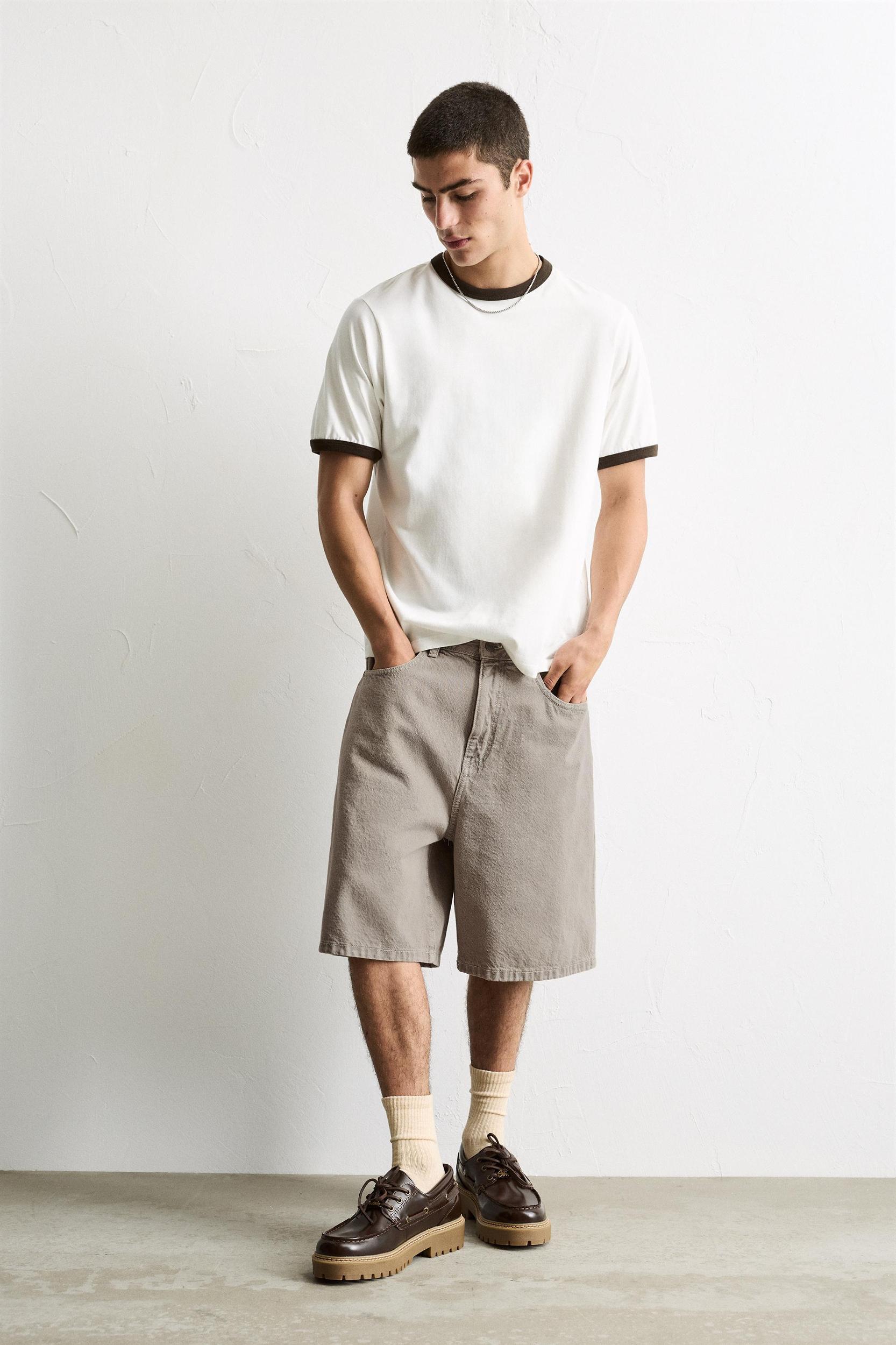 Baggy denim Bermuda shorts Product Image