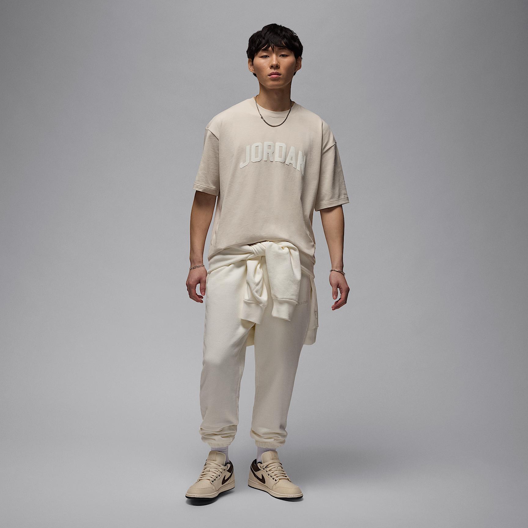 Men's Jordan Flight Essentials T-Shirt Product Image
