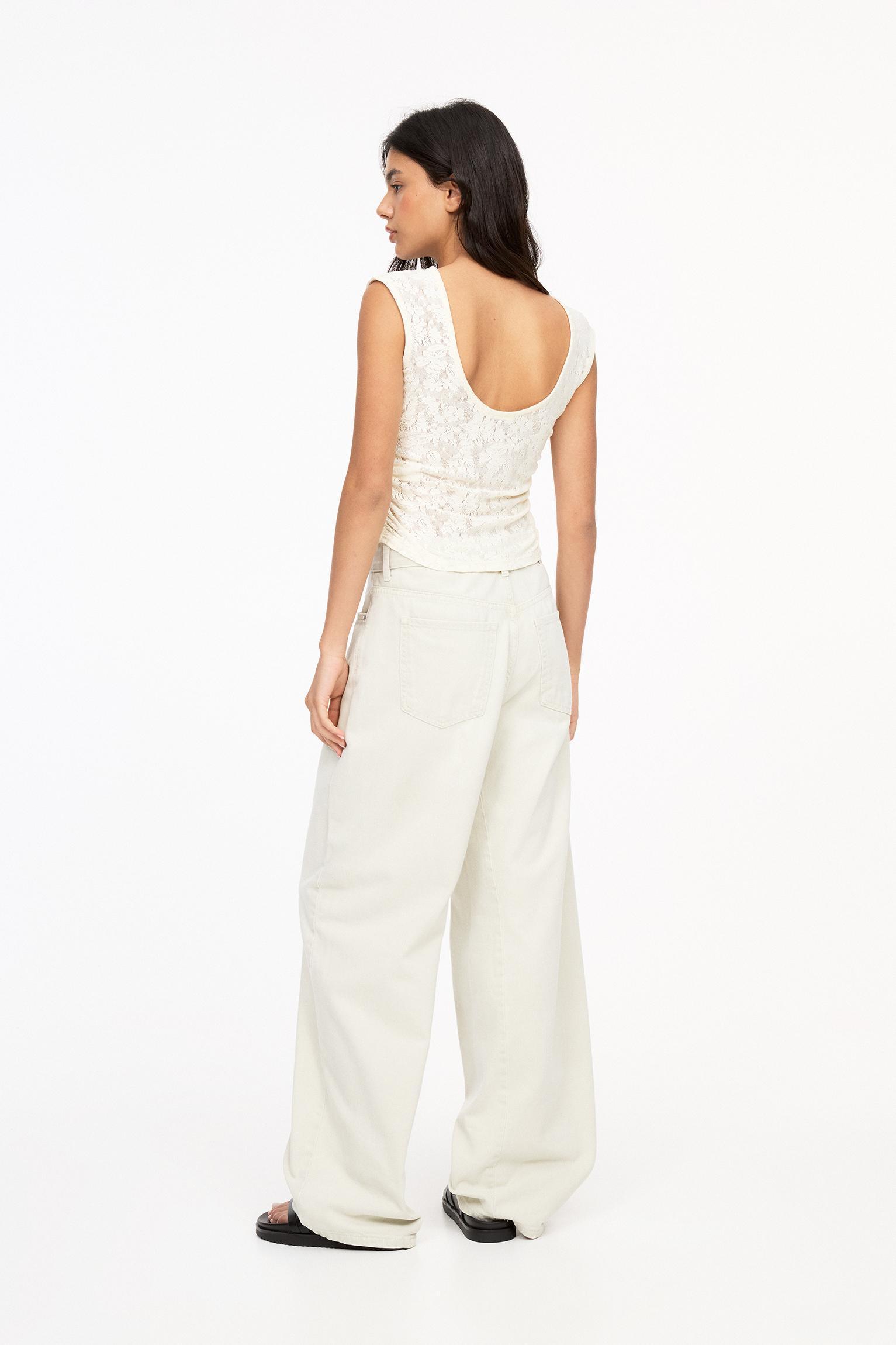 Rustic floral top Product Image