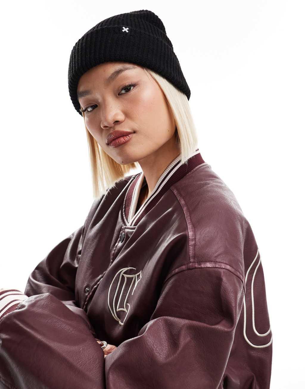 COLLUSION beanie in black Product Image