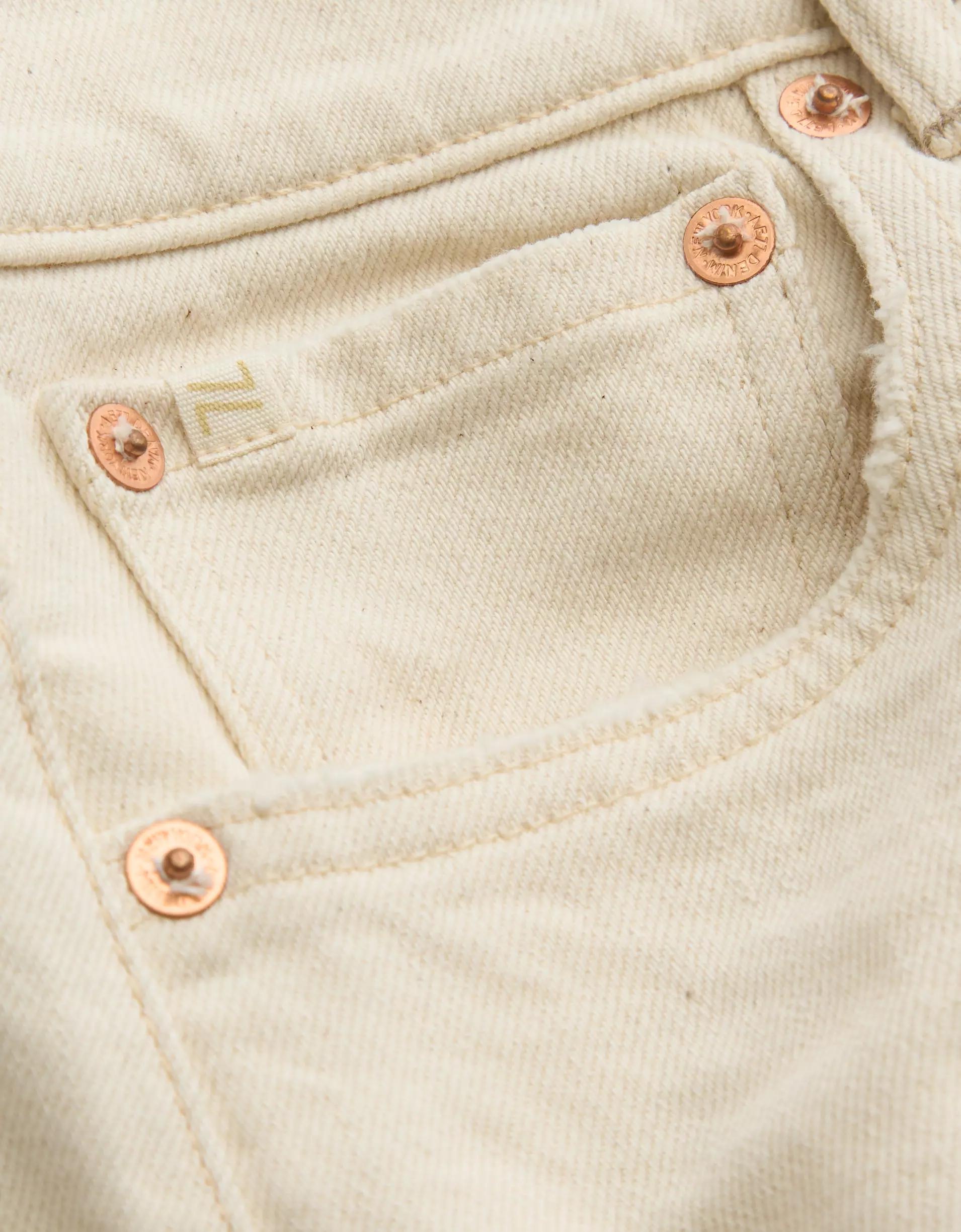 AE77 Premium Straight Crop Jean Product Image