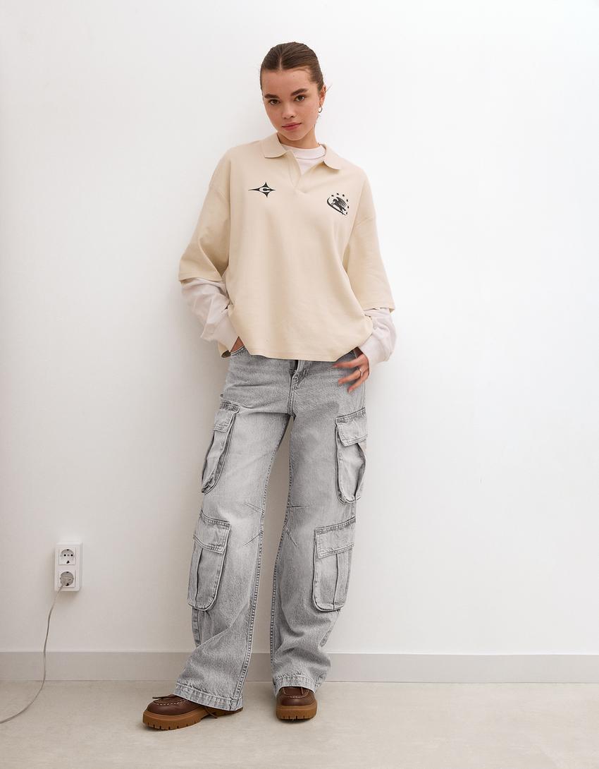 Multi-pocket cargo jeans Product Image