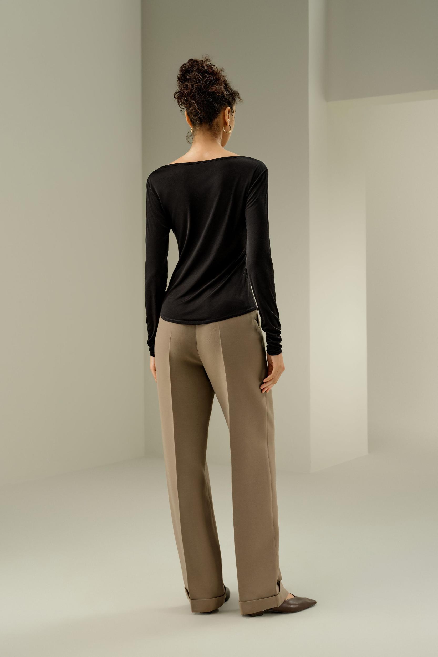 Scoop-Neck Pure Silk Slim Fit Top Product Image