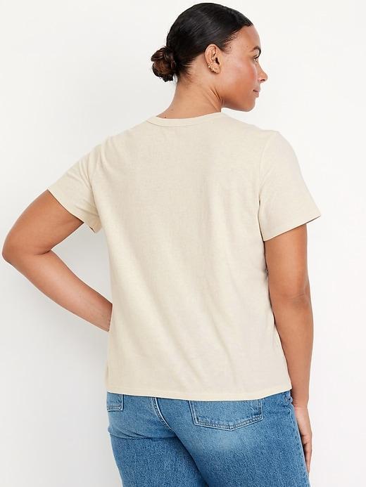 EveryWear Logo-Graphic T-Shirt Product Image