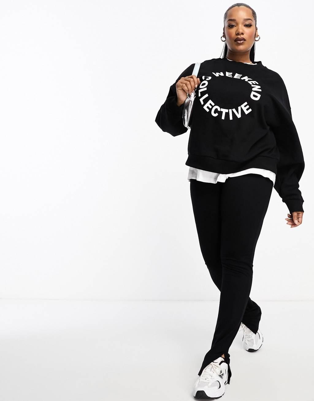 ASOS DESIGN Curve legging with side split in black Product Image