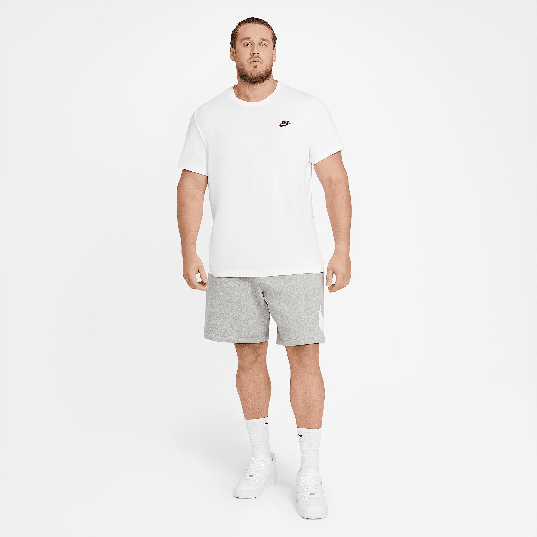 Men's Nike Sportswear Club T-Shirt Product Image