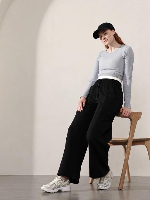 Renew Seamless Crewneck Top Product Image