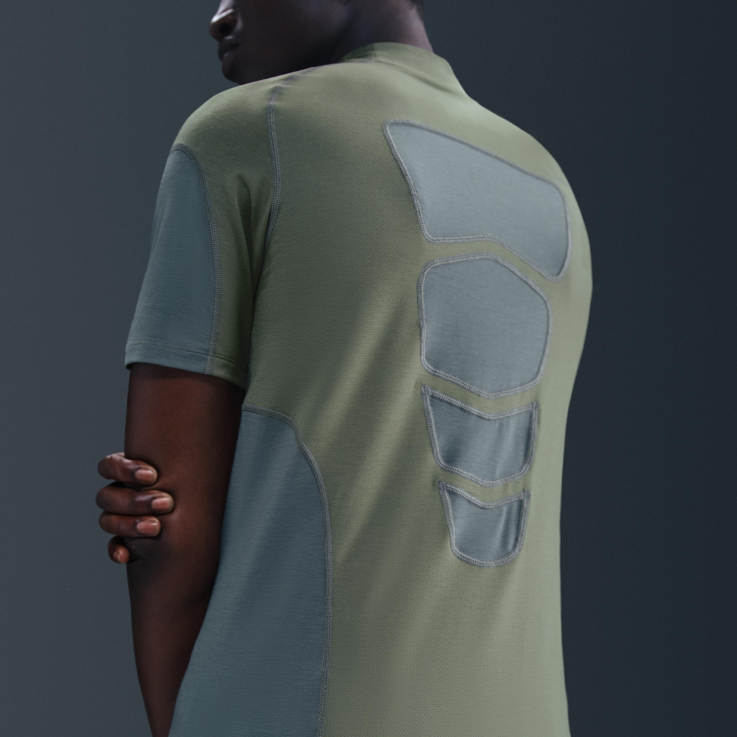 Nike Men's Tech Dri-FIT Short-Sleeve Base Layer Product Image