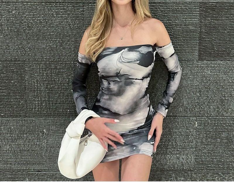 Long-Sleeve Off-Shoulder Tie Dye Mini Bodycon Dress Product Image