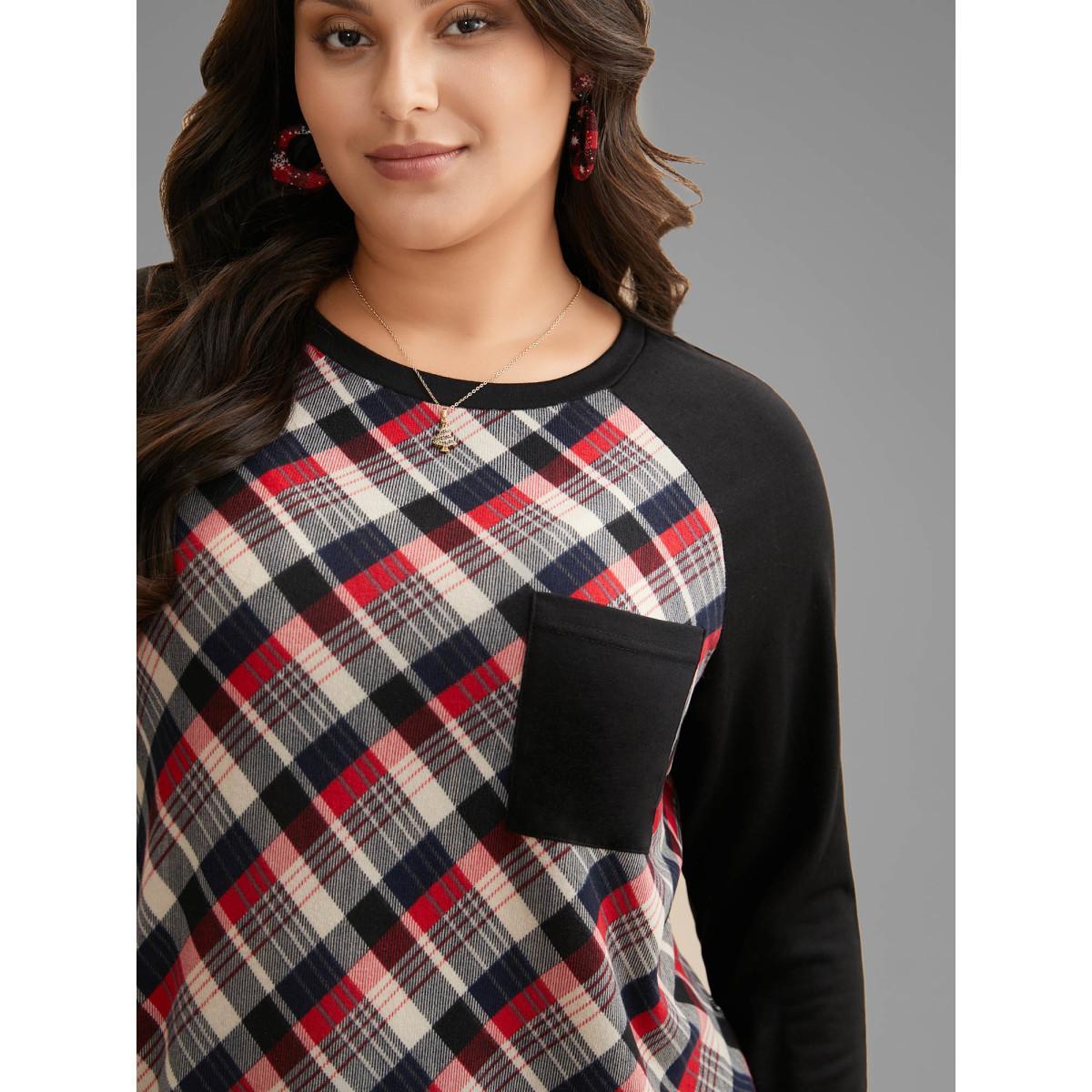 Plus Size Color-block Design Patch Pocket Tee Black Women Casual Contrast Round Neck Everyday T-shirts BloomChic 10/M Product Image