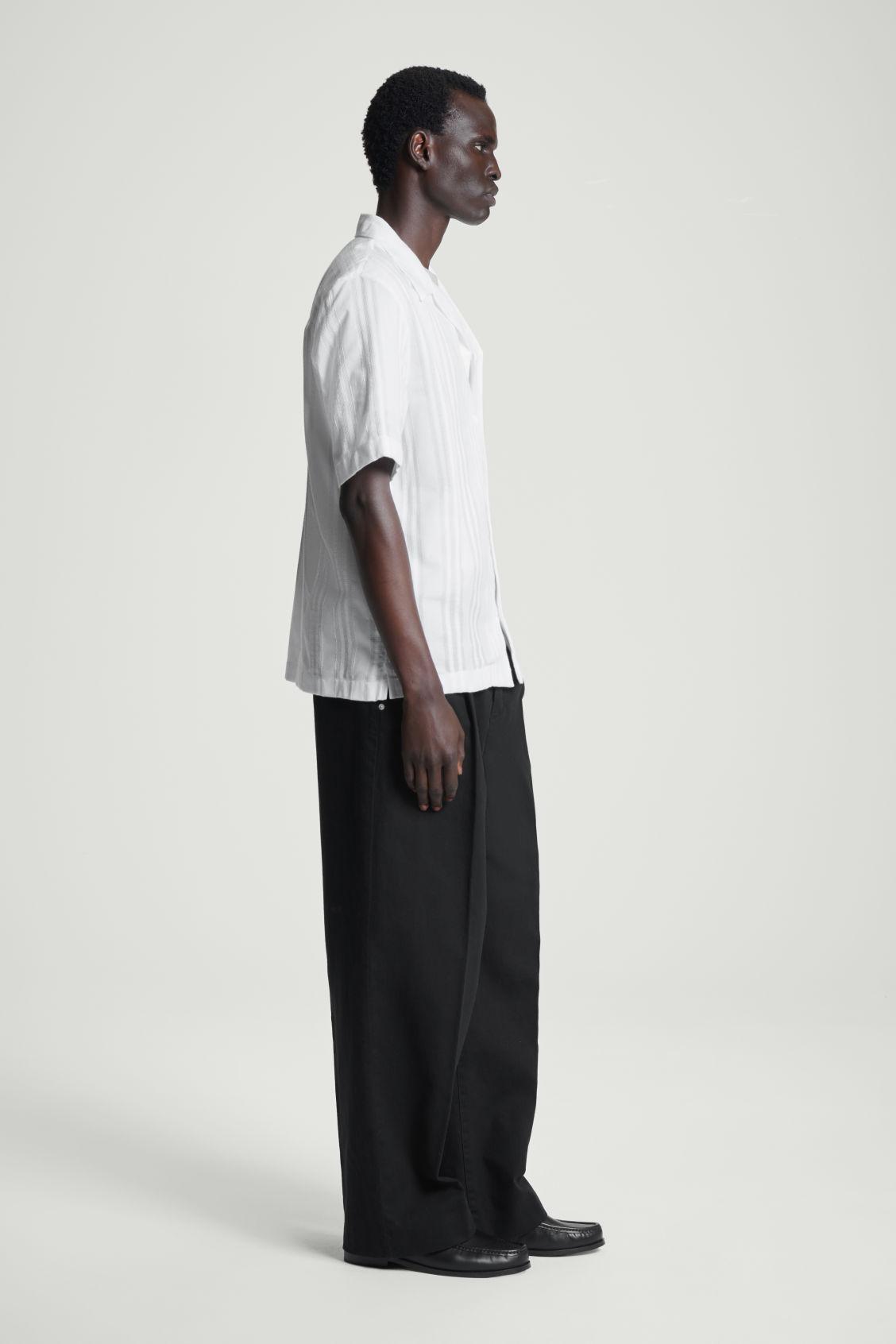 RELAXED STRIPE-JACQUARD COTTON SHORT-SLEEVED SHIRT Product Image