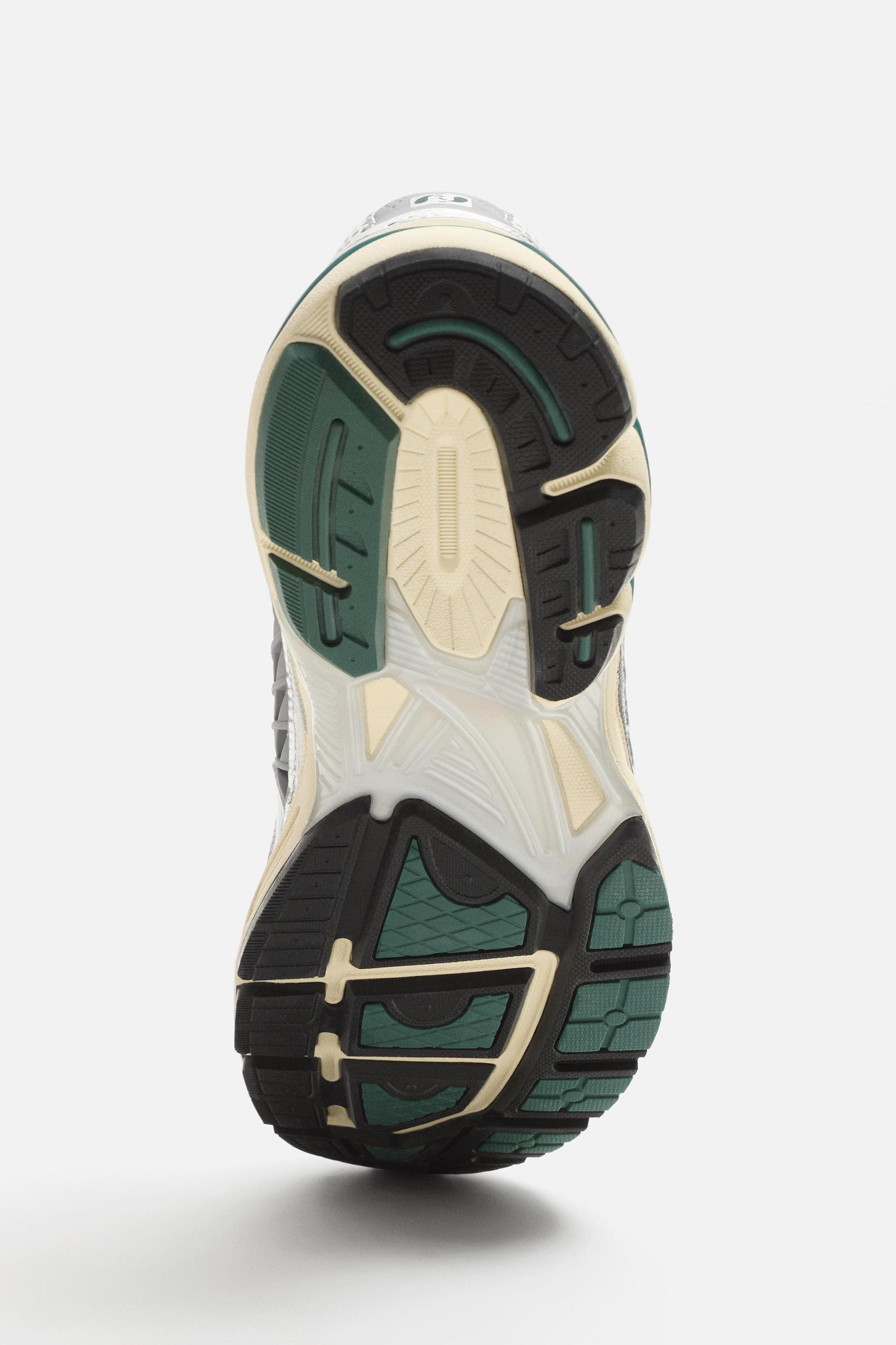 ORIGINS SNEAKER 001 Product Image