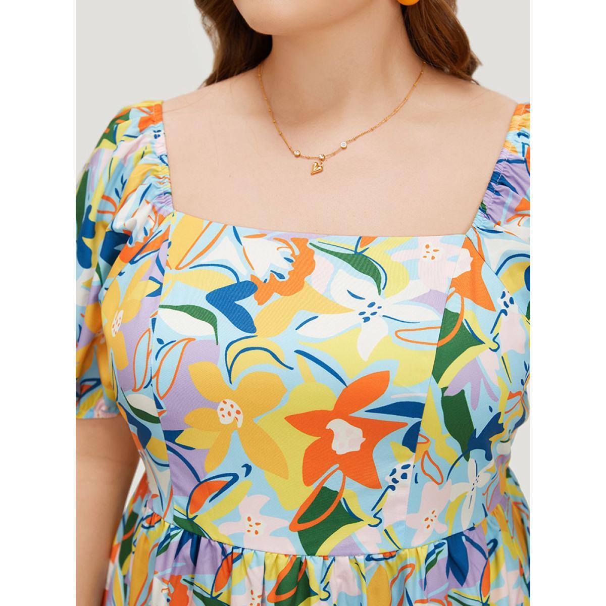 Plus Size Floral Print Pocket Ruffle Hem Square Neck Dress Multicolor Women Elegant Tiered Square Neck Short sleeve Curvy Midi Dress BloomChic 26/4X Product Image