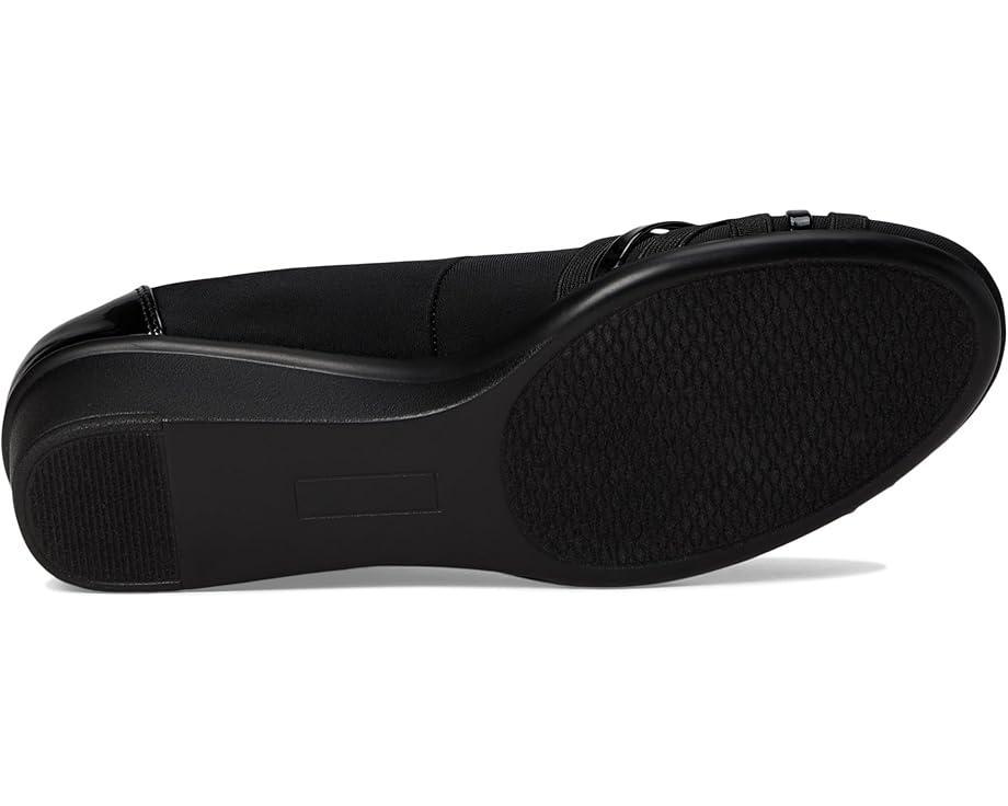 Women's Cliffs by White Mountain Bowie Product Image
