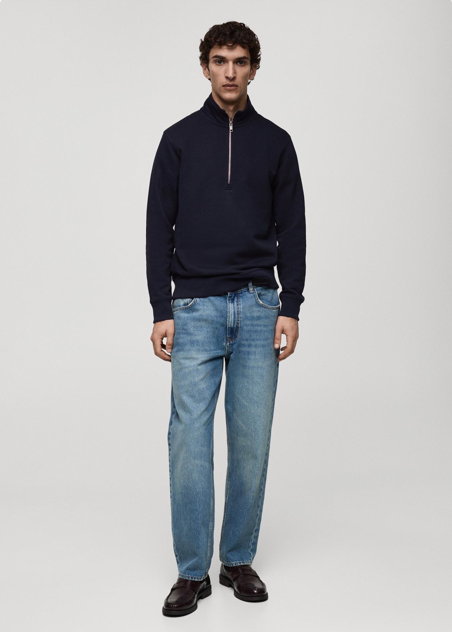 Regular-fit zipper-neck sweatshirt - Men | MANGO USA Product Image