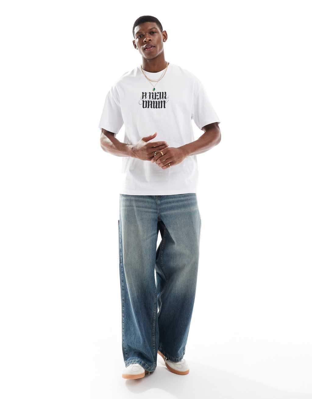 Bershka back graphic t-shirt in white Product Image