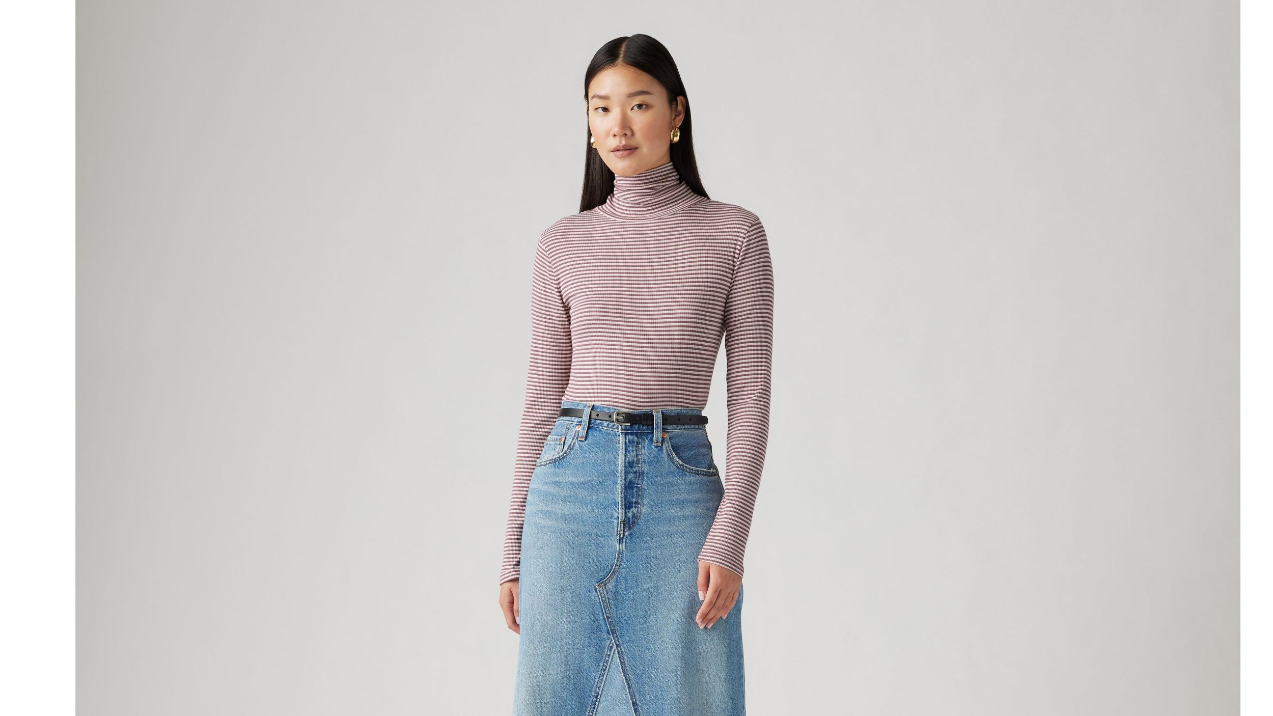 Dreamy Turtleneck Top Product Image
