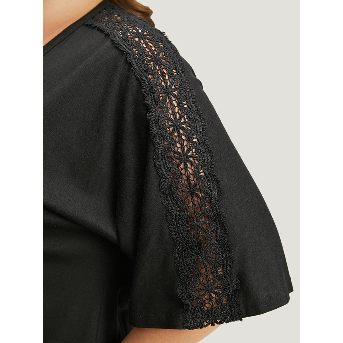 Plus Size Halloween Supersoft Essentials Plain Lace Panel Open Front Kimono Women Black Casual Plain Dailywear Kimonos BloomChic 22-24/3X Product Image