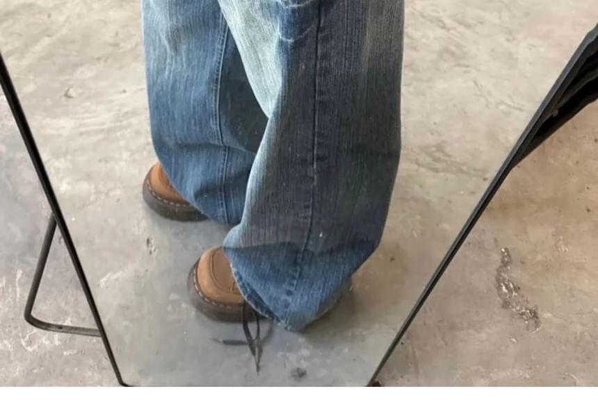 Mid Waist Washed Studded Wide Leg Jeans Product Image