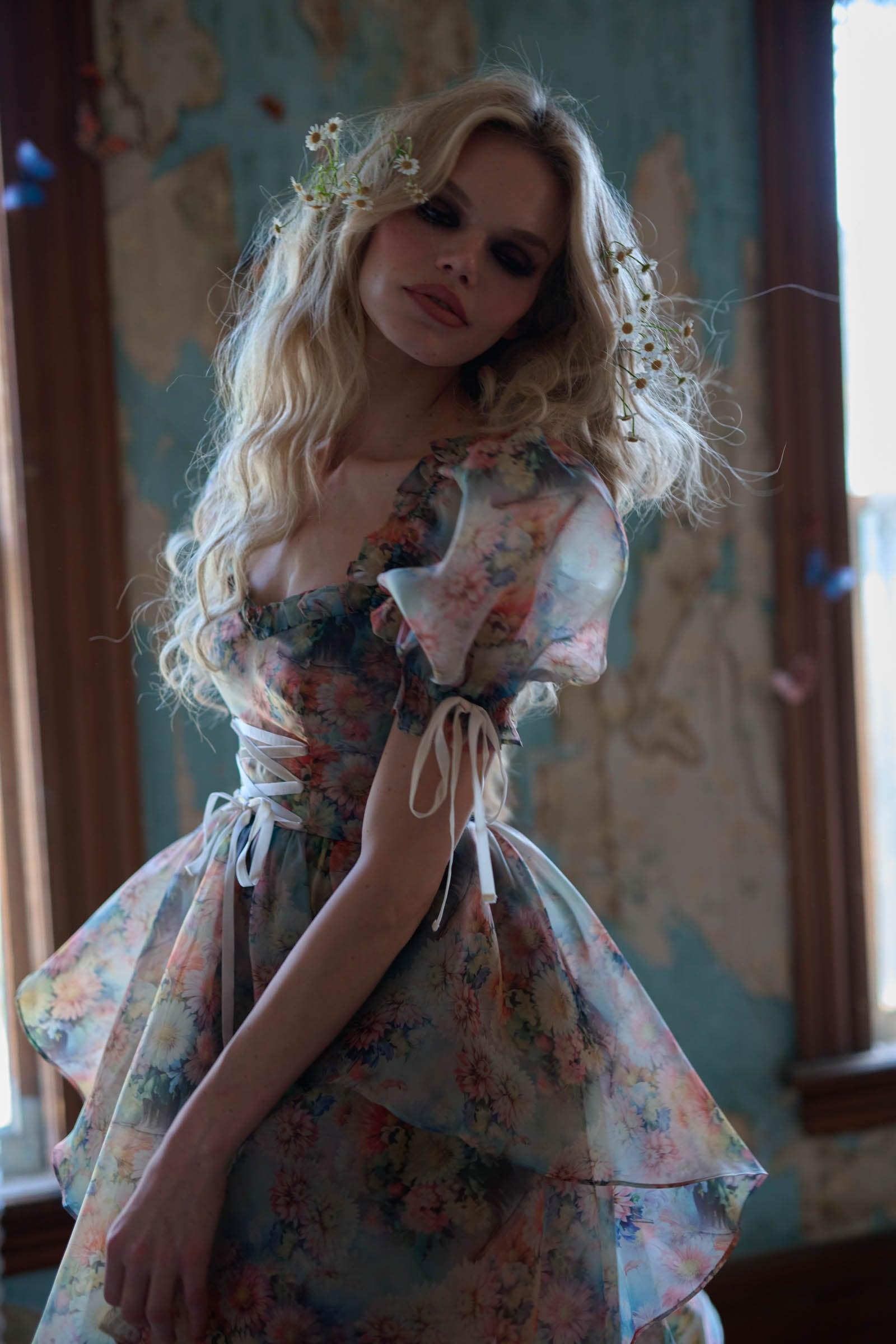 The Daisy Haze Faerie Gown Product Image