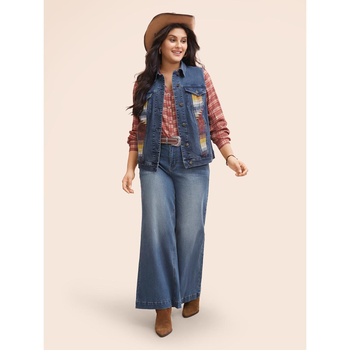 Women Stretch Denim Geometric Spilcing Pocket Jacket Midblue Plus Size Contrast Everyday Slanted pocket Elegant Denim Jackets BloomChic 26/4X Product Image