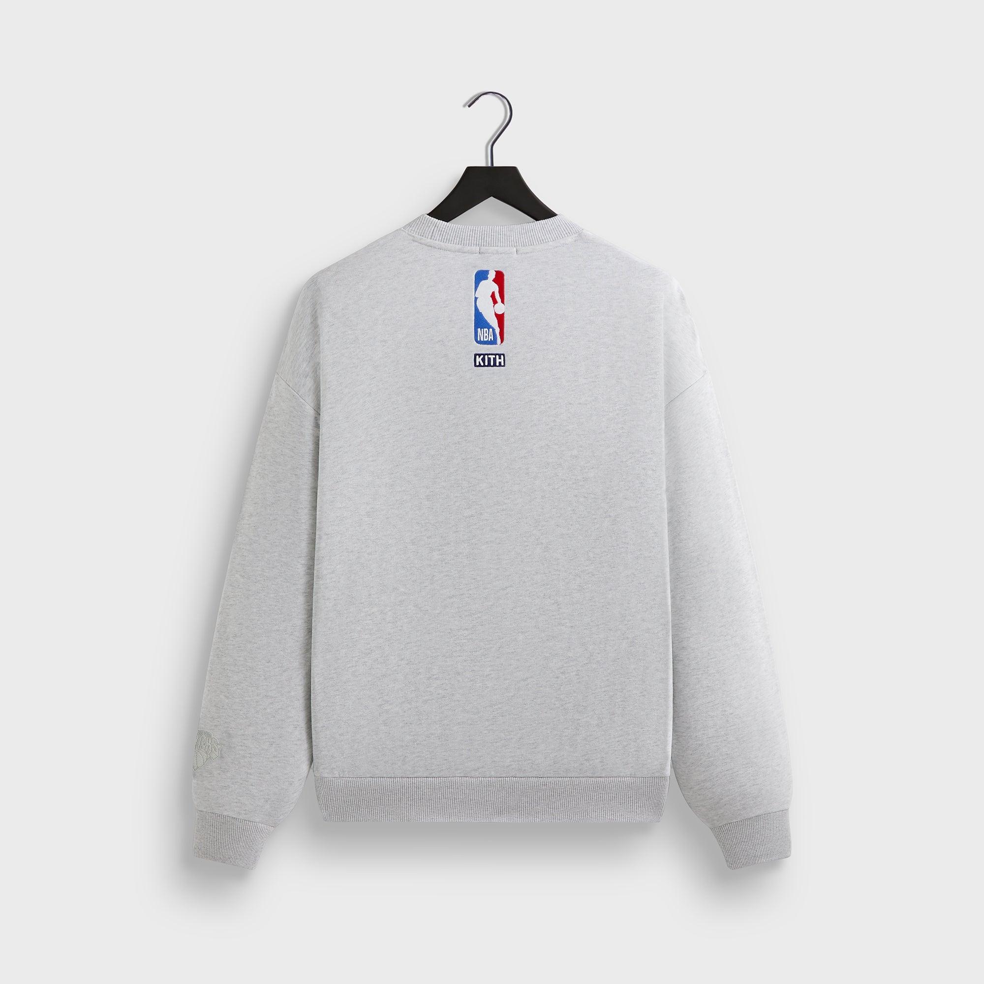Kith for the New York Knicks Classic Vintage Nelson Crewneck - Light Heather Grey Male Product Image