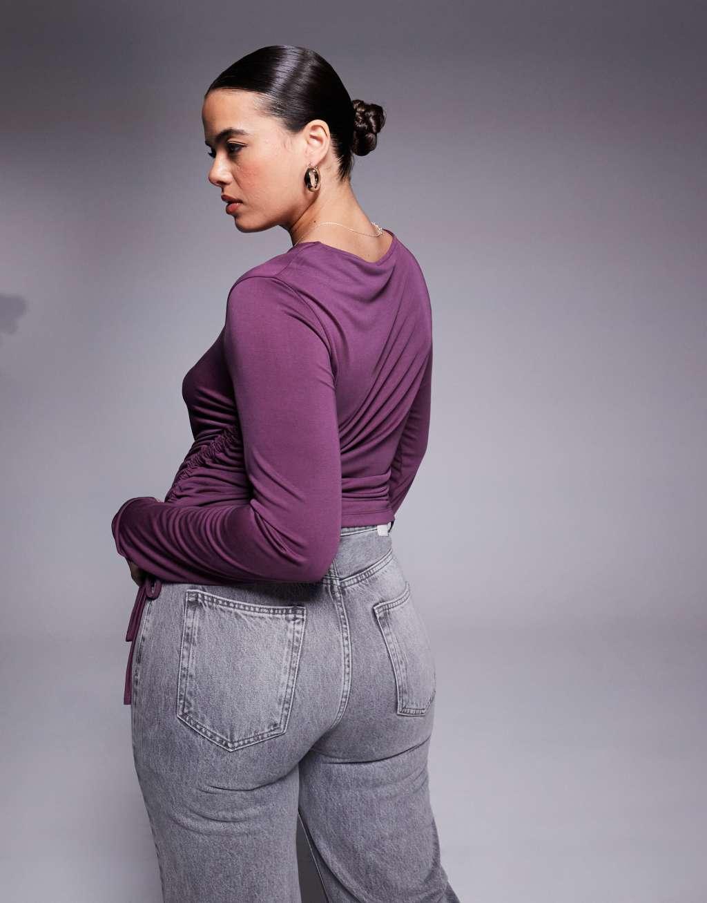 ASOS DESIGN Curve soft handle long sleeve top with ruched sides in burgundy Product Image