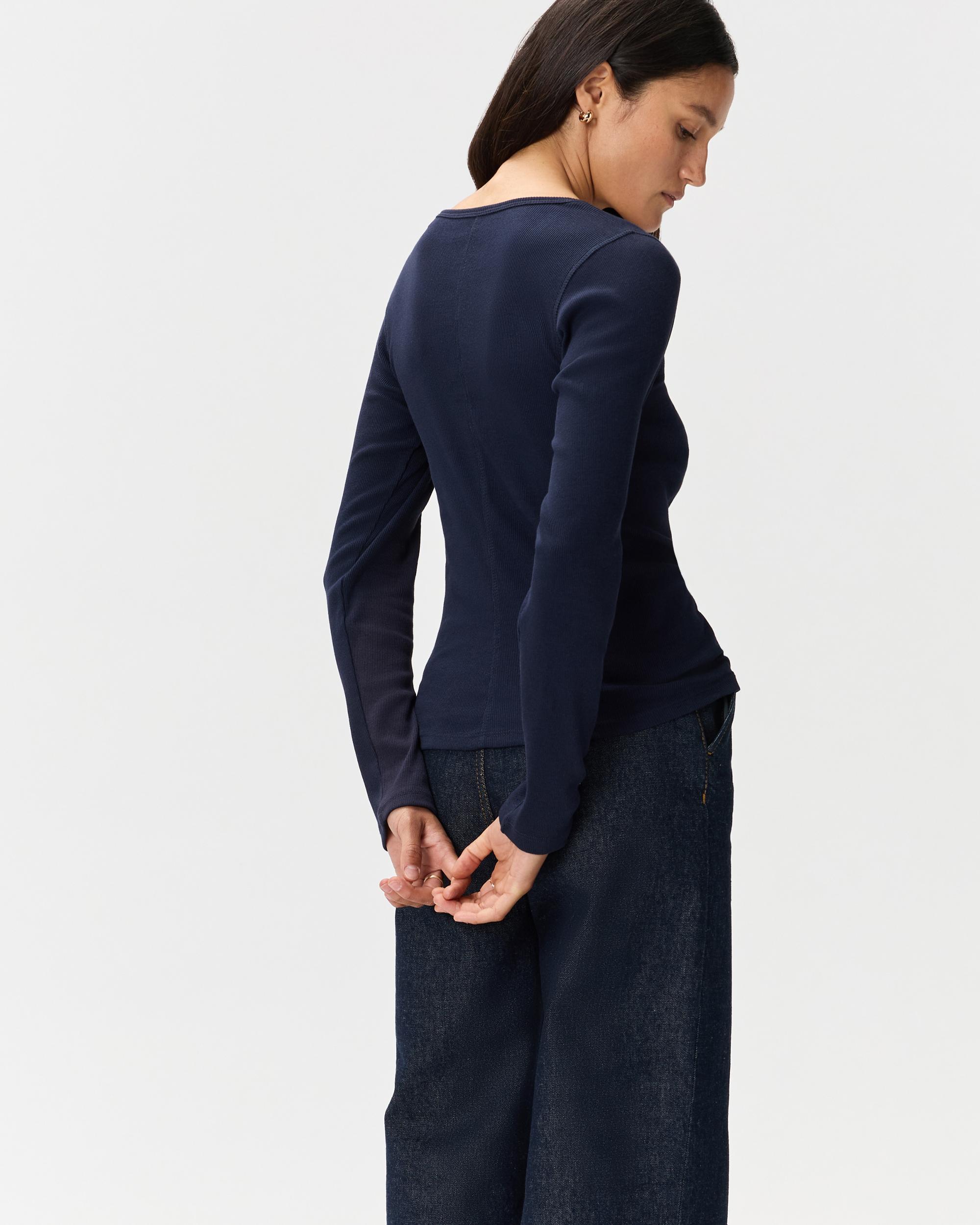 Quince | Women's Micro-Rib Long Sleeve T-Shirt Size XS, Organic Cotton Product Image