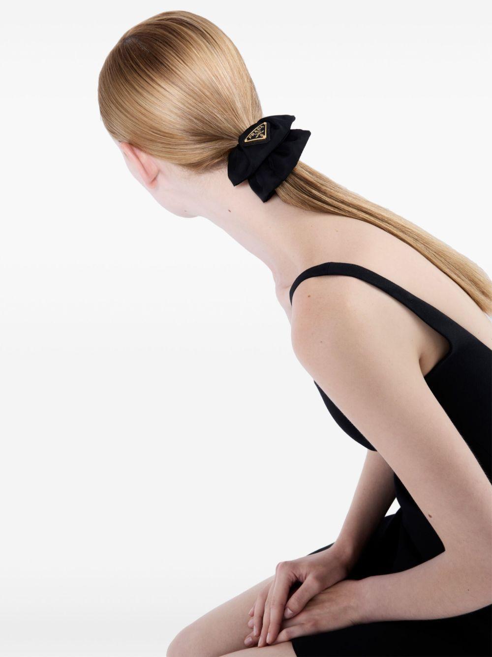 triangle-logo re-nylon scrunchie Product Image