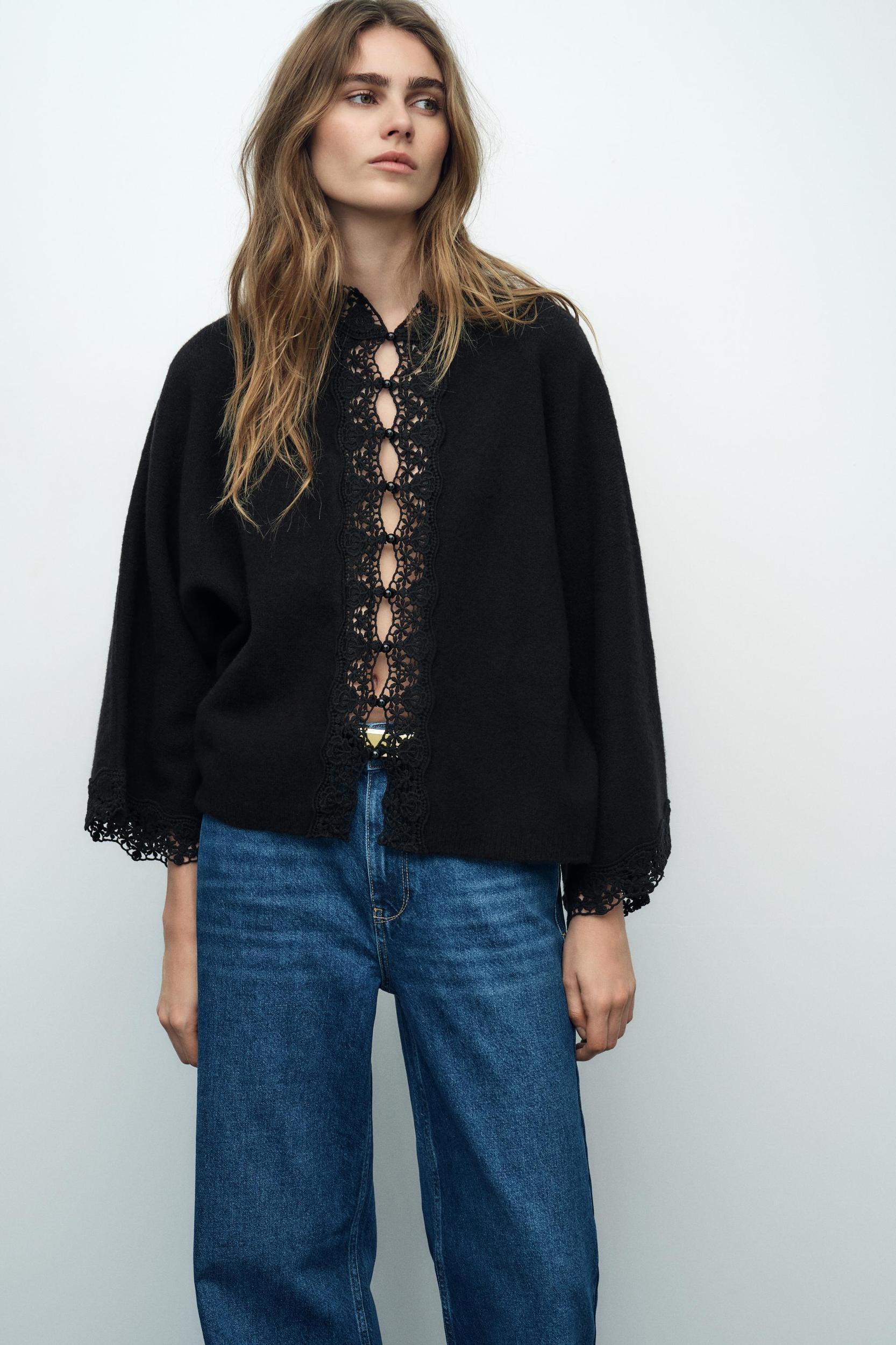 FULL SLEEVE KNIT CARDIGAN Product Image