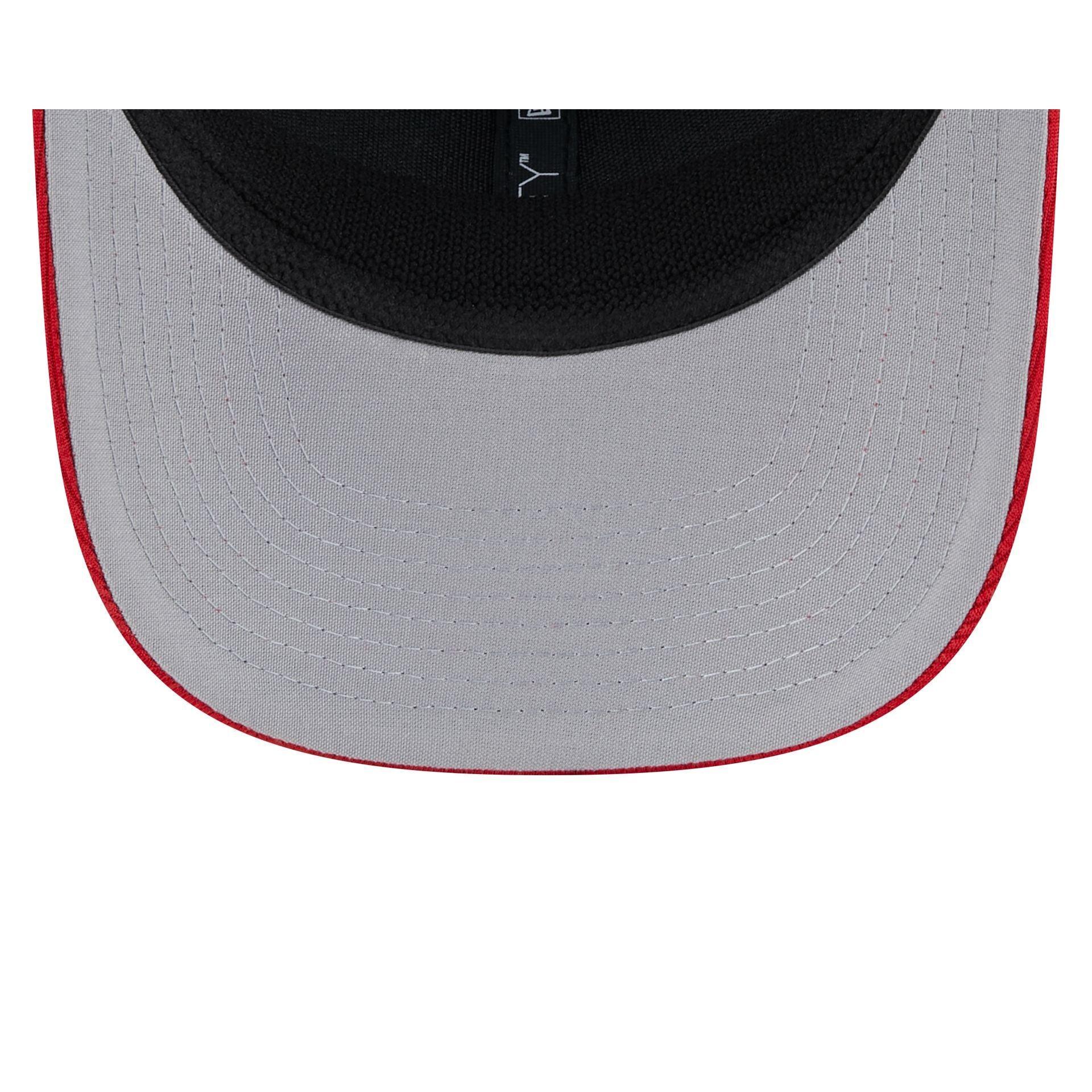 Edmonton Elks Simple 9SEVENTY Trucker Hat Male Product Image