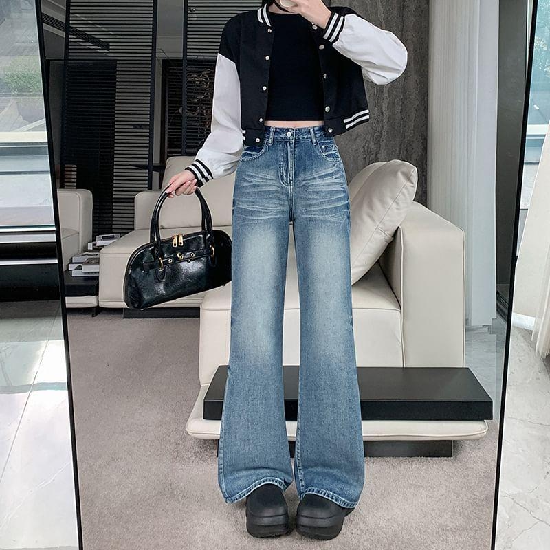 Mid Rise Washed Flared Jeans Product Image