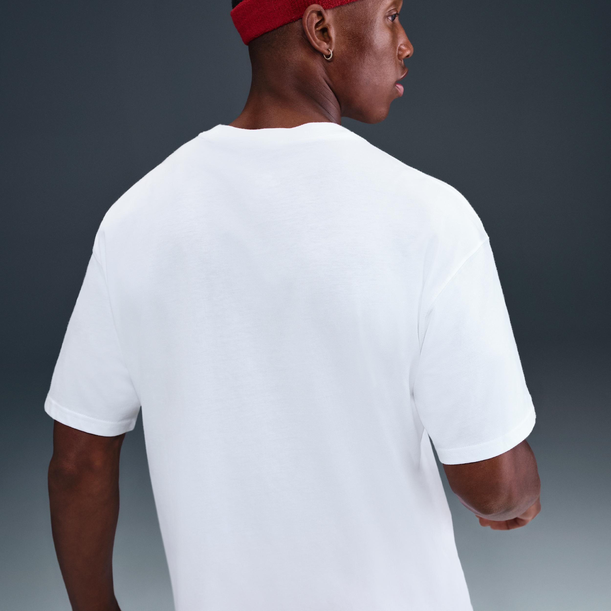 Nike Men's Max90 T-Shirt Product Image
