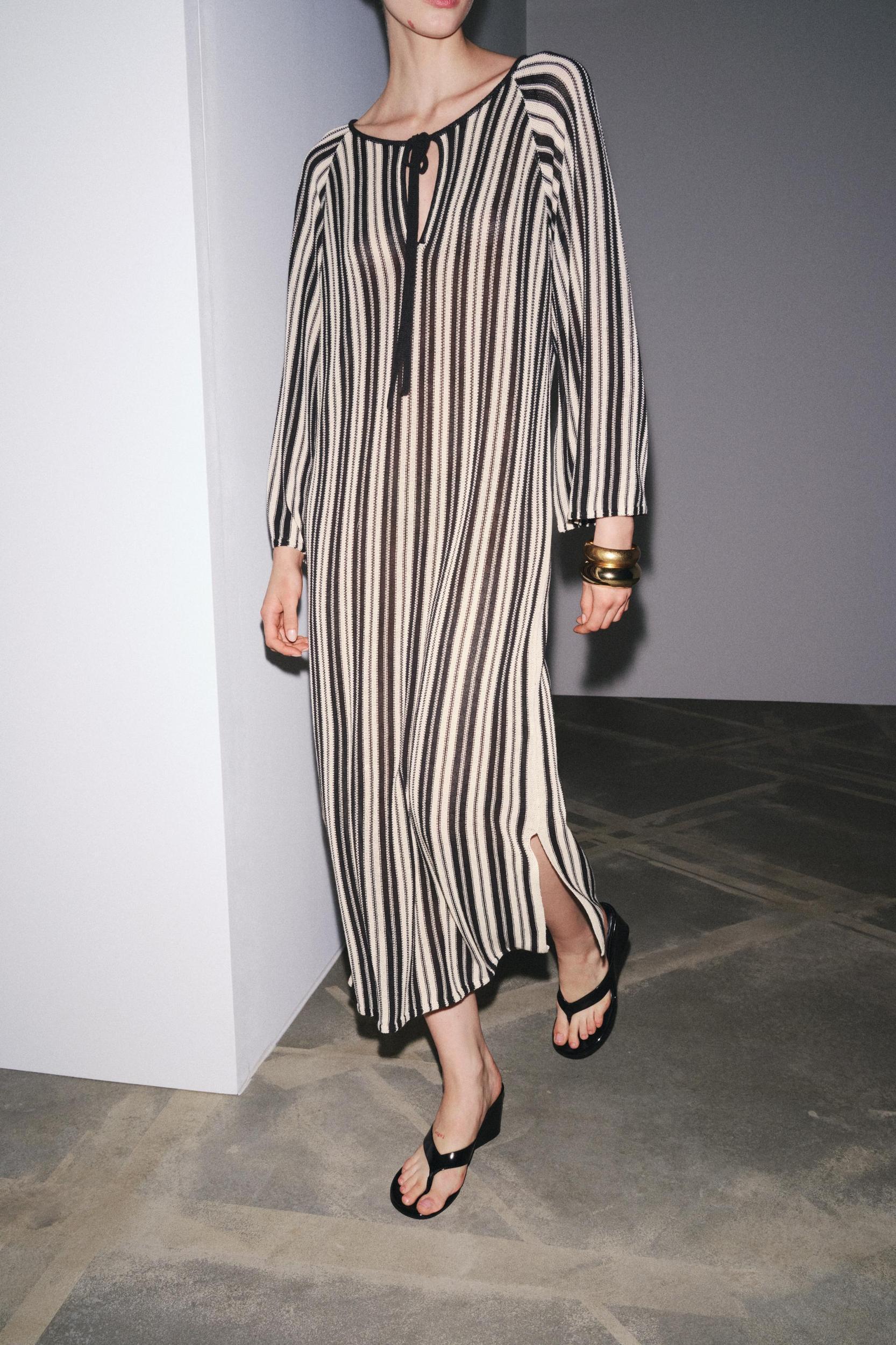 STRIPED KNIT DRESS WITH LINEN Product Image