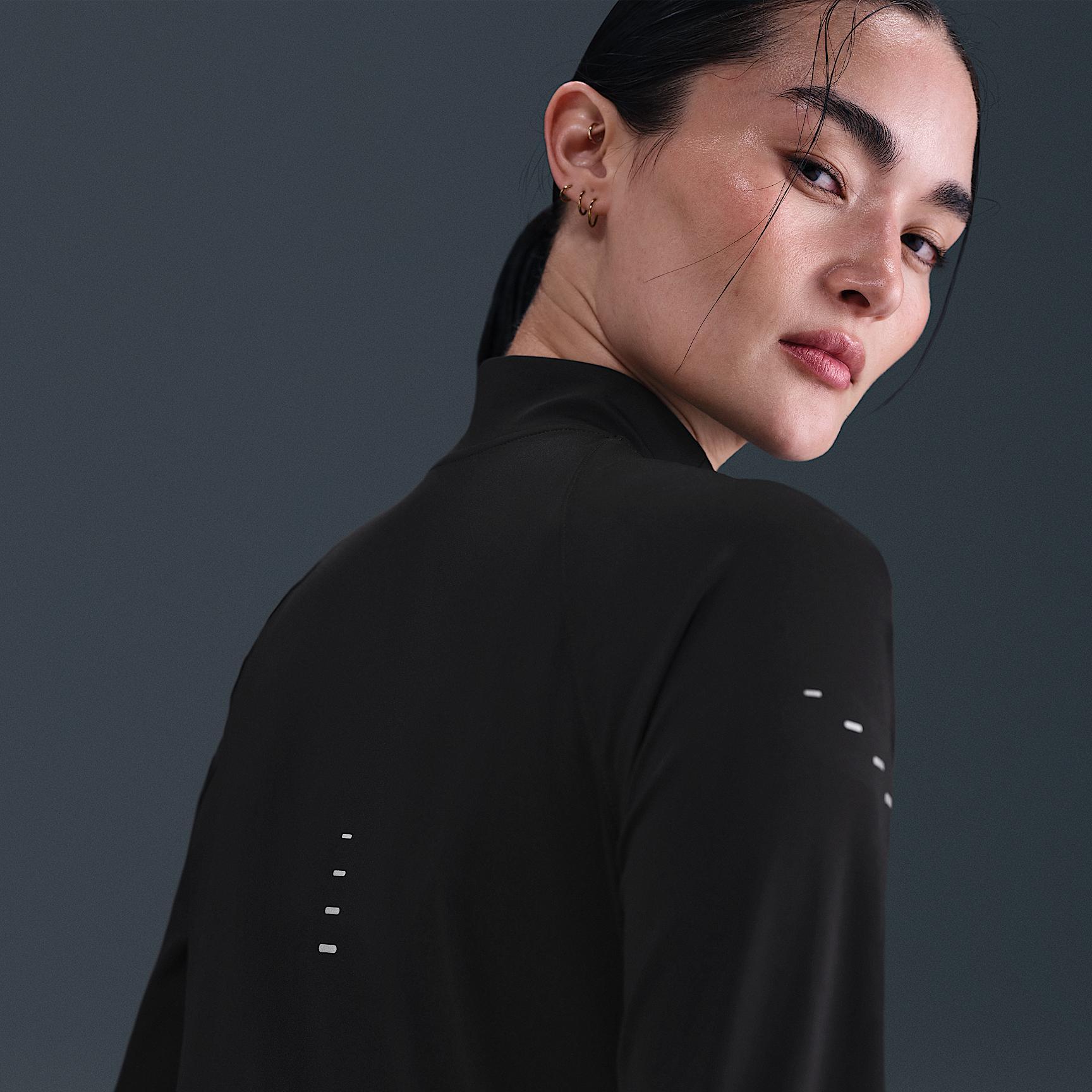 Nike Swift Women's Dri-FIT Full-Zip Mid-Layer Running Top Product Image