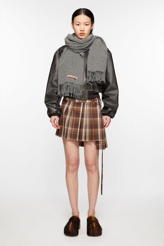 Fringe wool scarf – Narrow Product Image