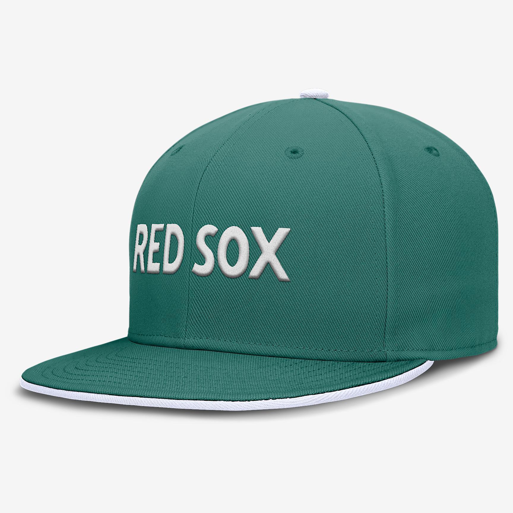 Boston Red Sox City Connect True Nike Men's Dri-FIT MLB Fitted Hat Product Image