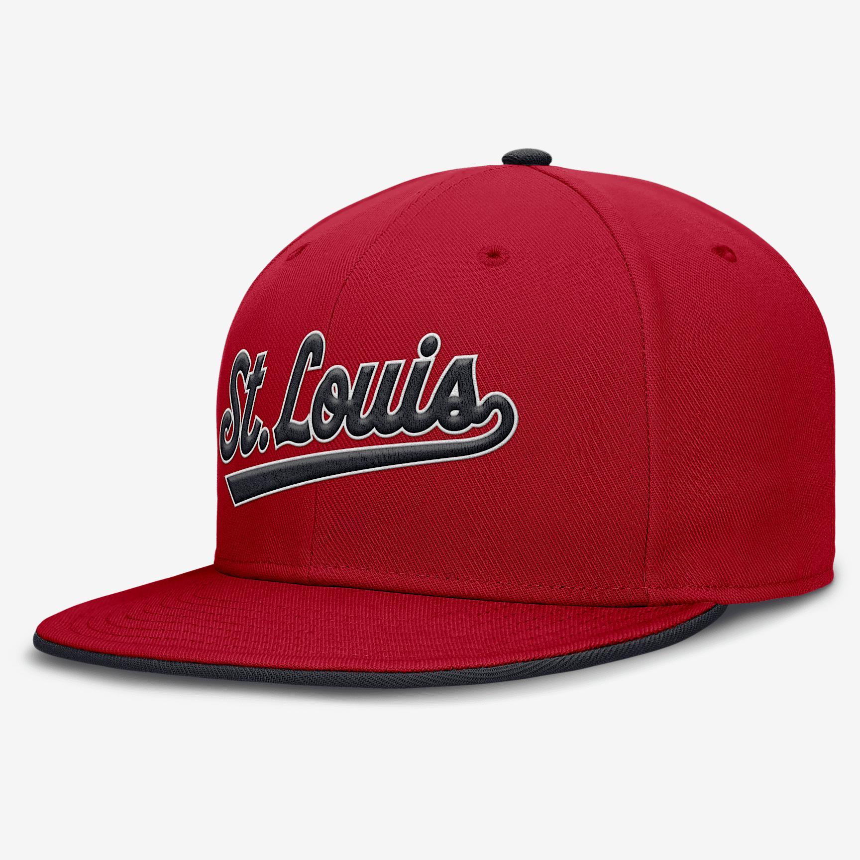 St. Louis Cardinals True Nike Men's Dri-FIT MLB Fitted Hat Product Image