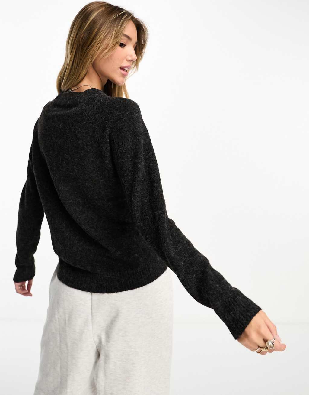 Vero Moda round neck knitted sweater Product Image