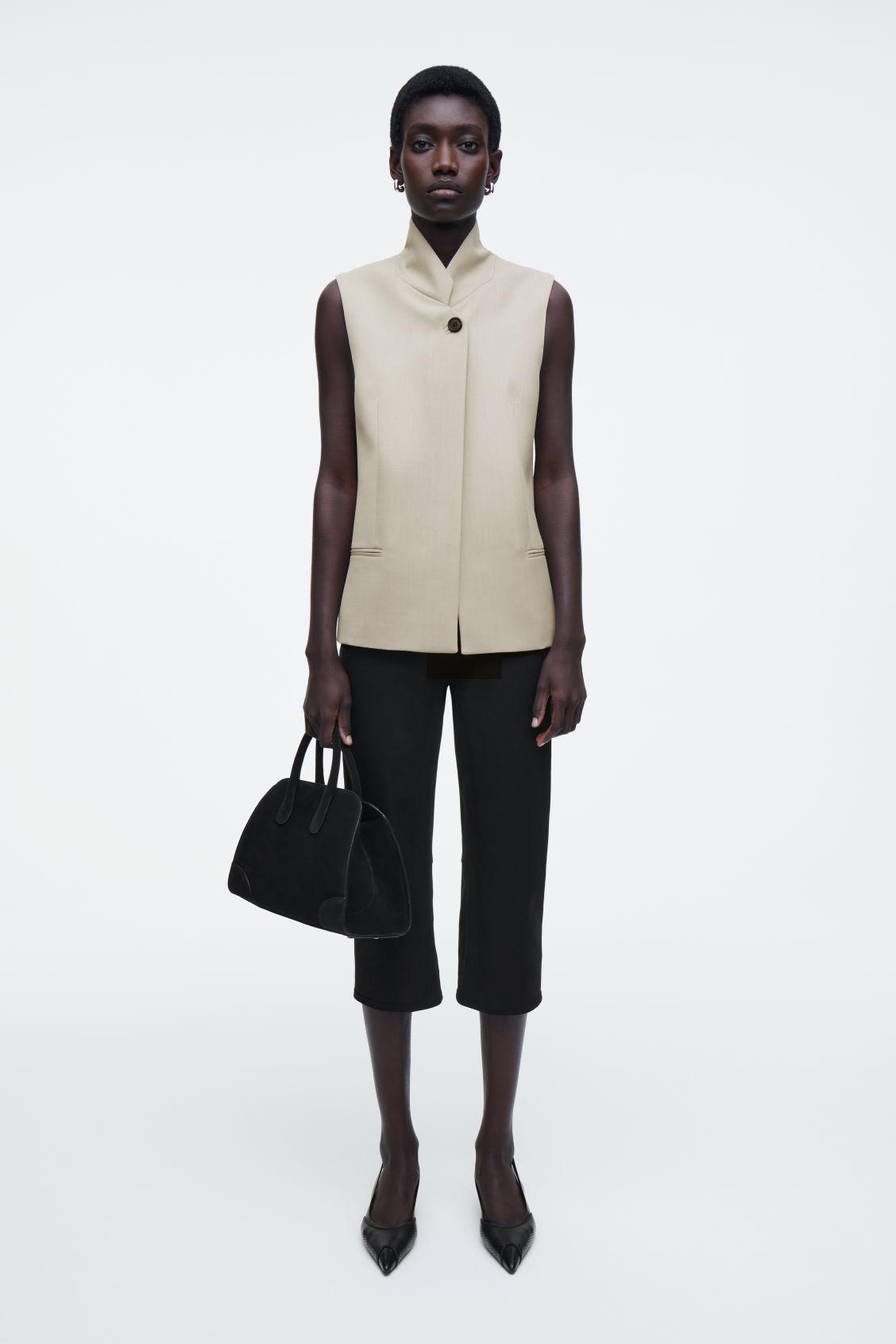 LONGLINE WOOL VEST Product Image