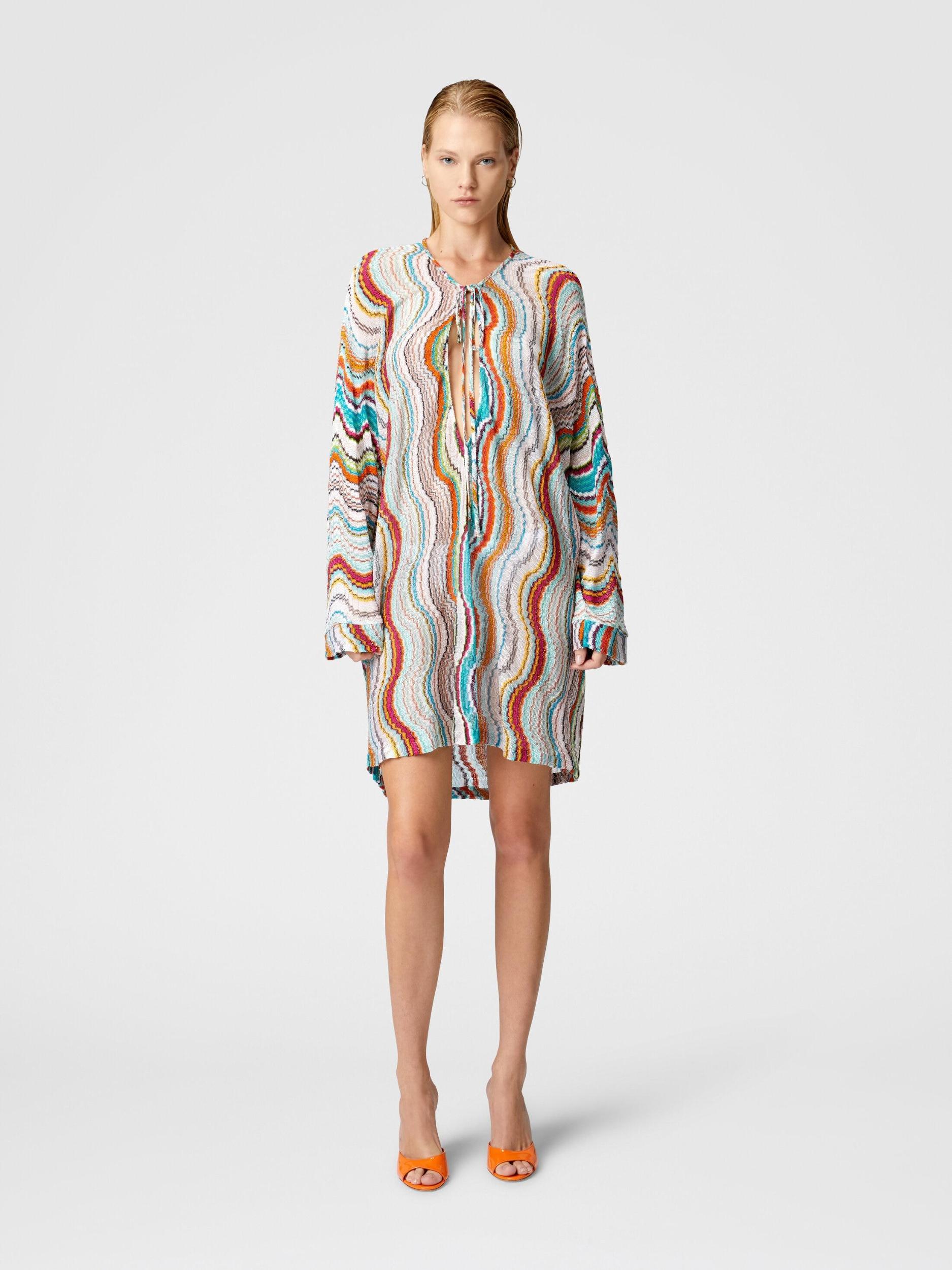 Long-sleeved cover-up kaftan with lamé wave motif Product Image