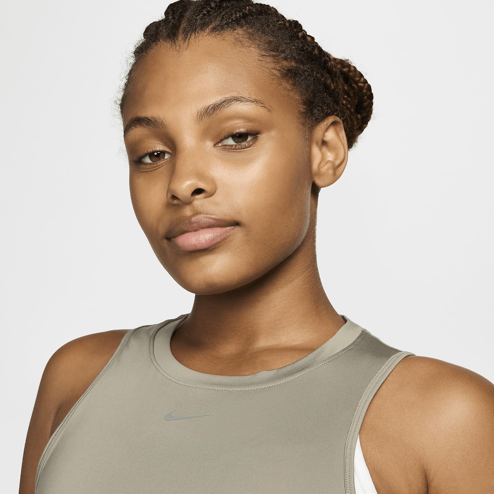 Nike One Classic Women's Dri-FIT Cropped Tank Top Product Image
