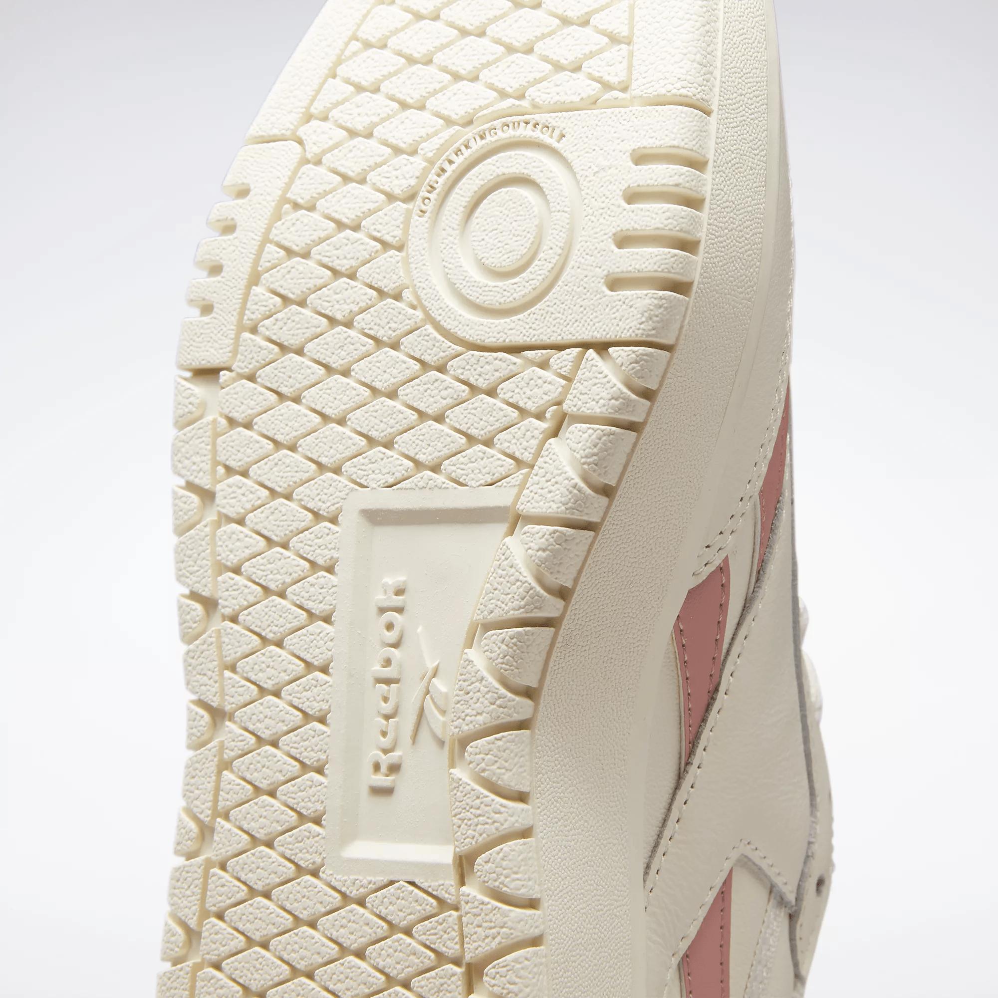 Women's Club C Double Revenge Shoes Female Product Image