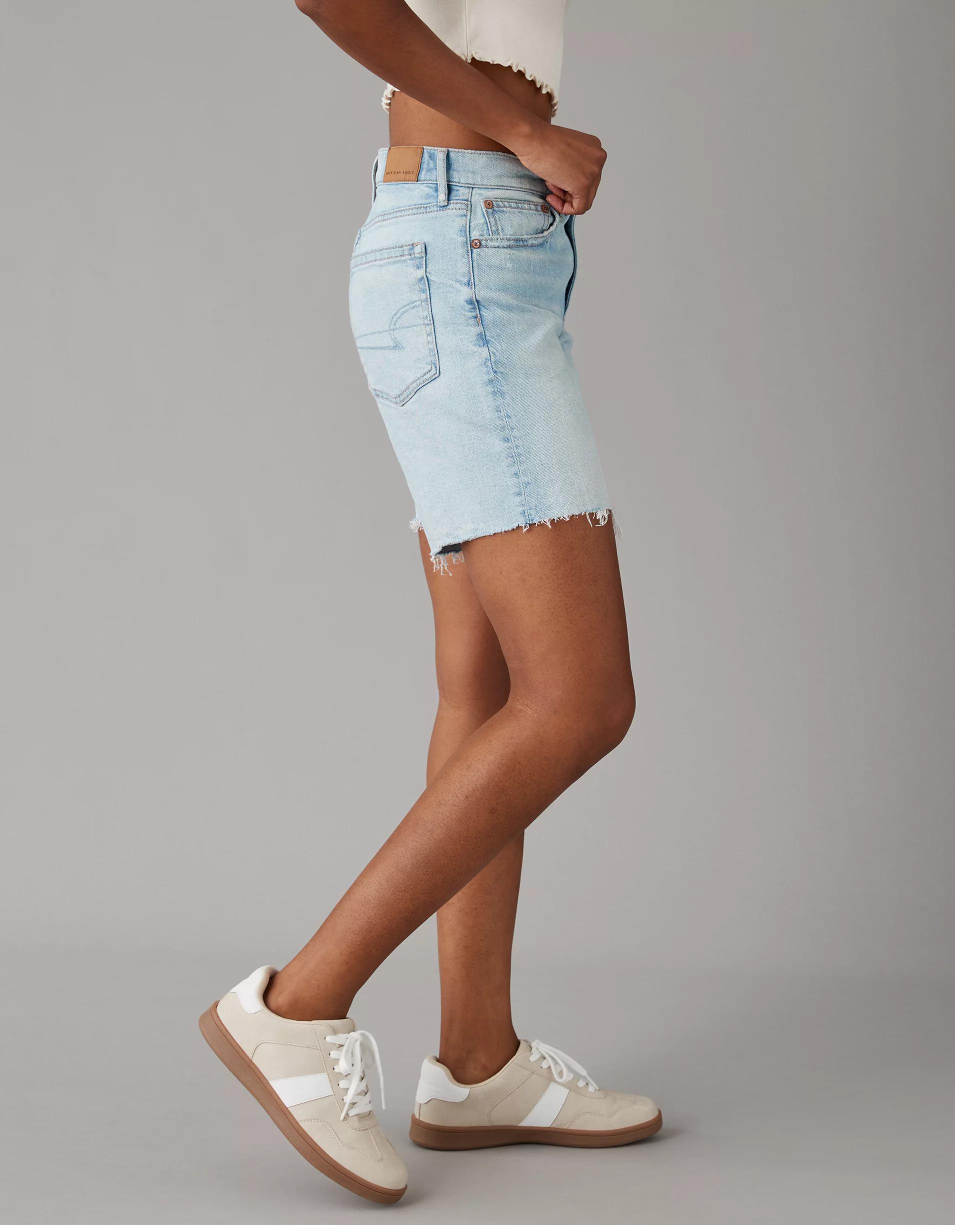 AE 8" Strigid Perfect Denim Bermuda Short Product Image
